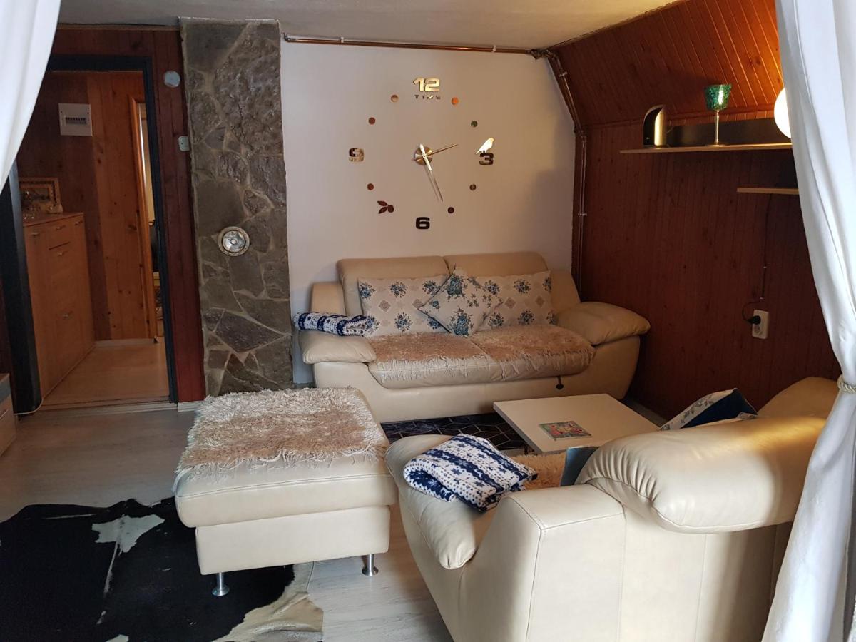 Enjoy The Silence Holiday Home Власич Экстерьер фото